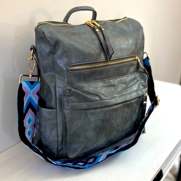 Brand NEW! Grey Camden Bag w/Aqua Geo Lavender Crossbody Strap💜💙 - Picture 4 of 16